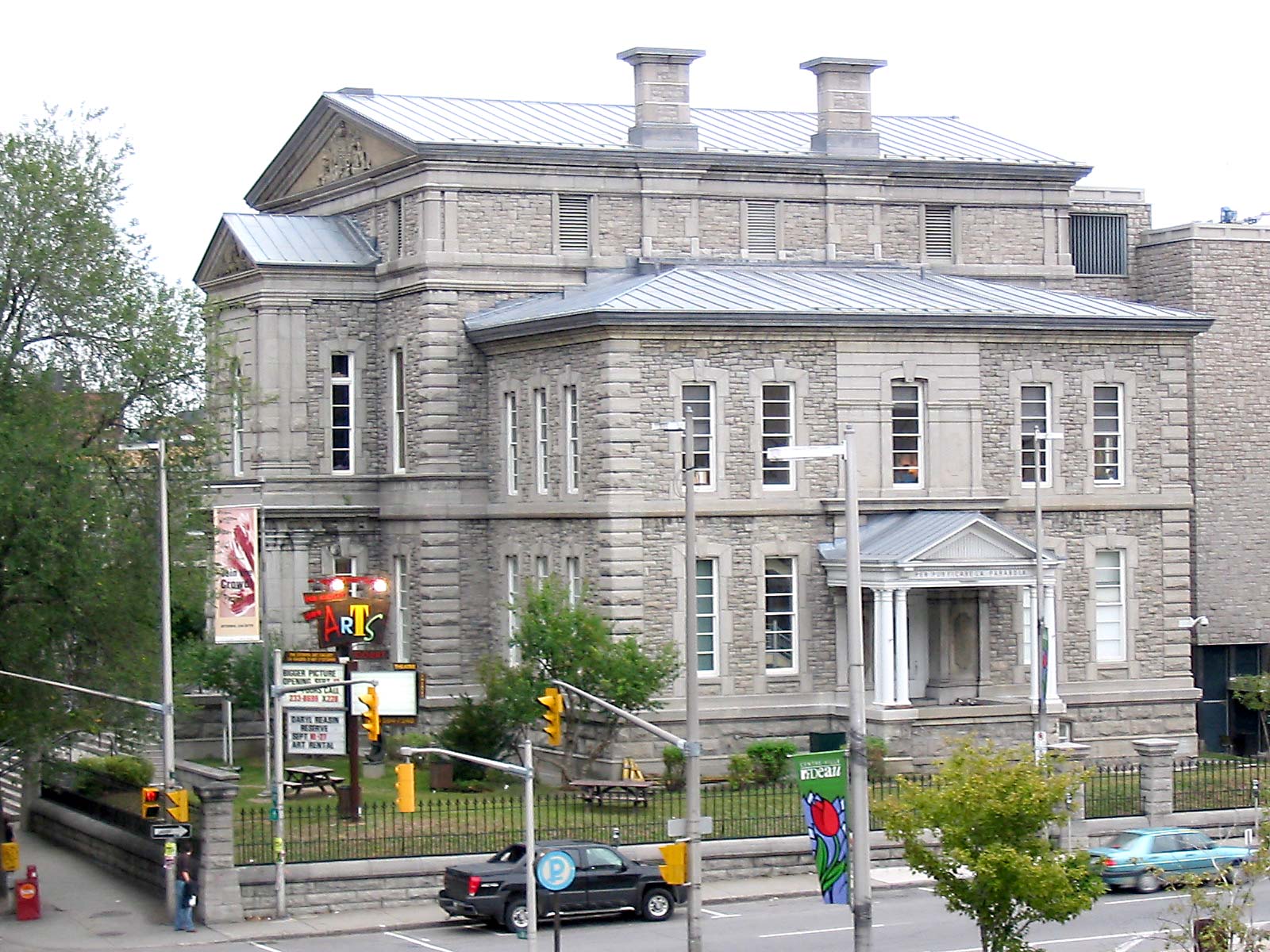 Picture of Arts Court Building